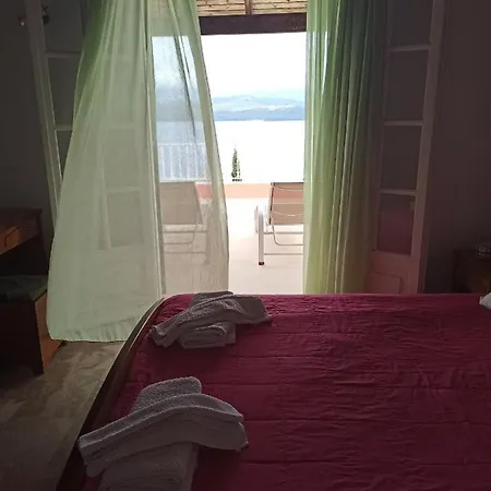 Aliki