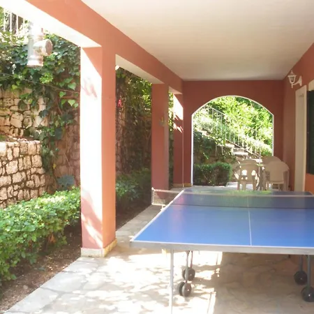 Aliki Apartman